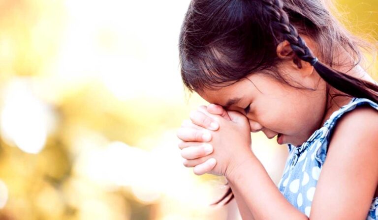 pray