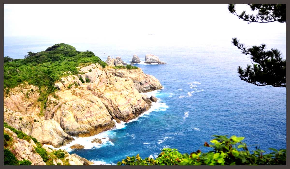 tourism-scene-sea