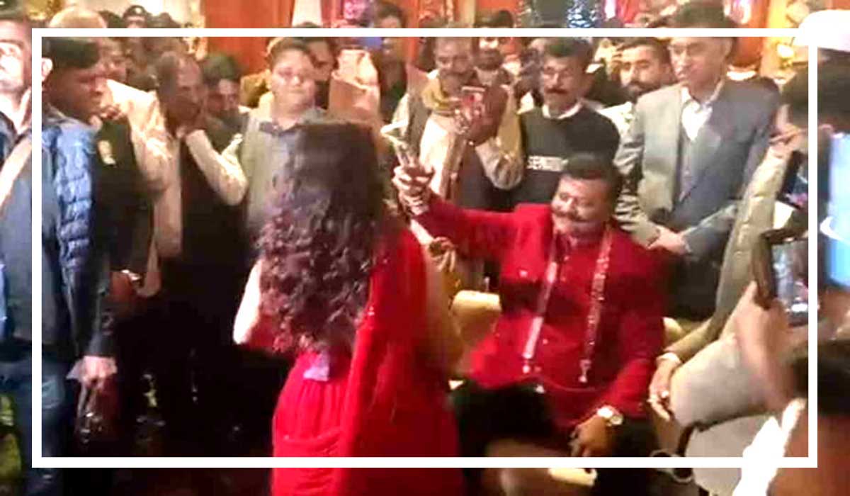 Untitled-3-chaimpion-dancer